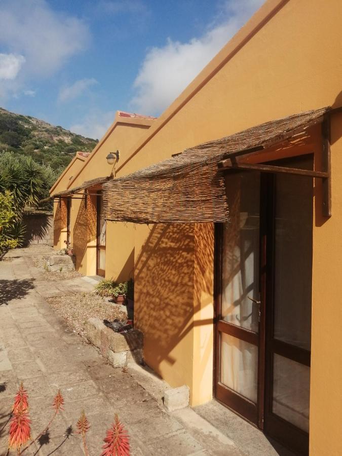 Ferienwohnung Monolocale Zona Mare Pisturri Magomadas Exterior foto